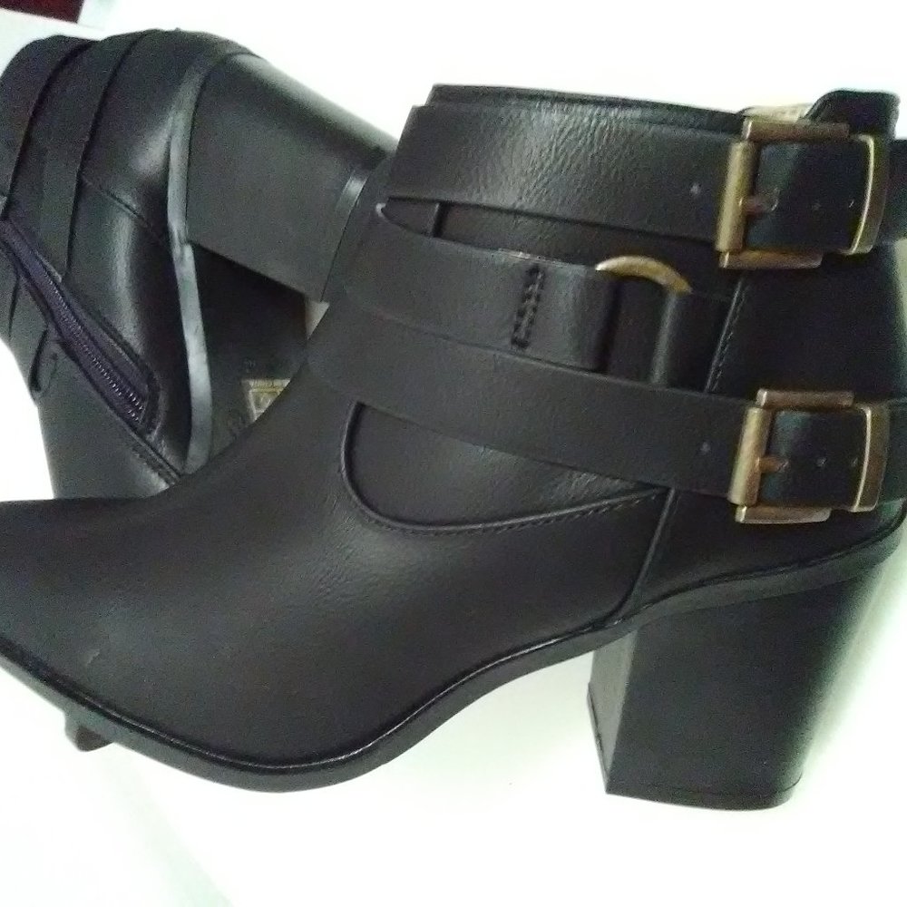LovMark Black Block Heeled Booties 7.5 Moto - Picture 2 of 15
